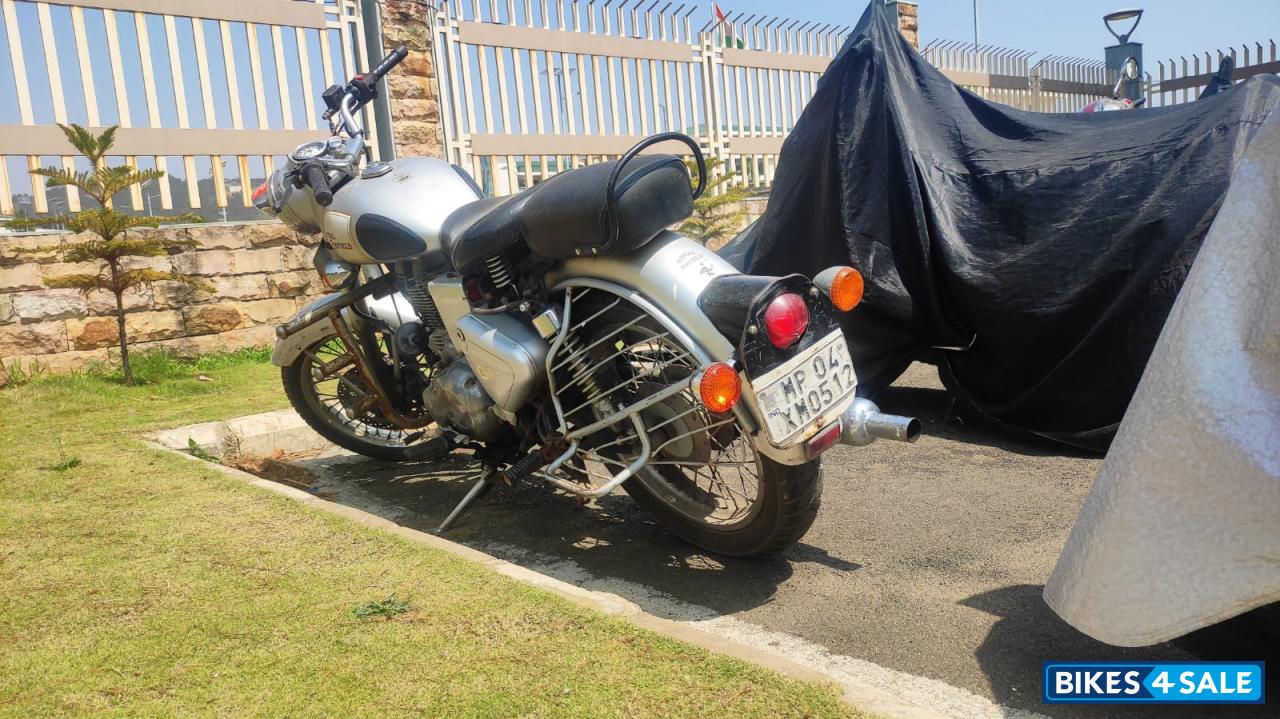 Royal Enfield Classic 350 BS VI