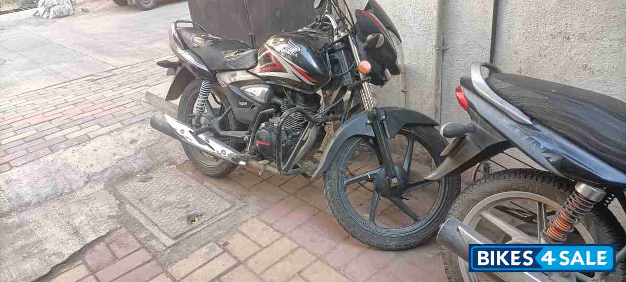 Honda CB Shine