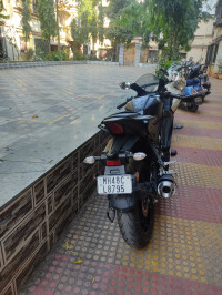 Matt Black Yamaha R15 V4