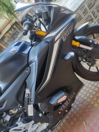 Matt Black Yamaha R15 V4
