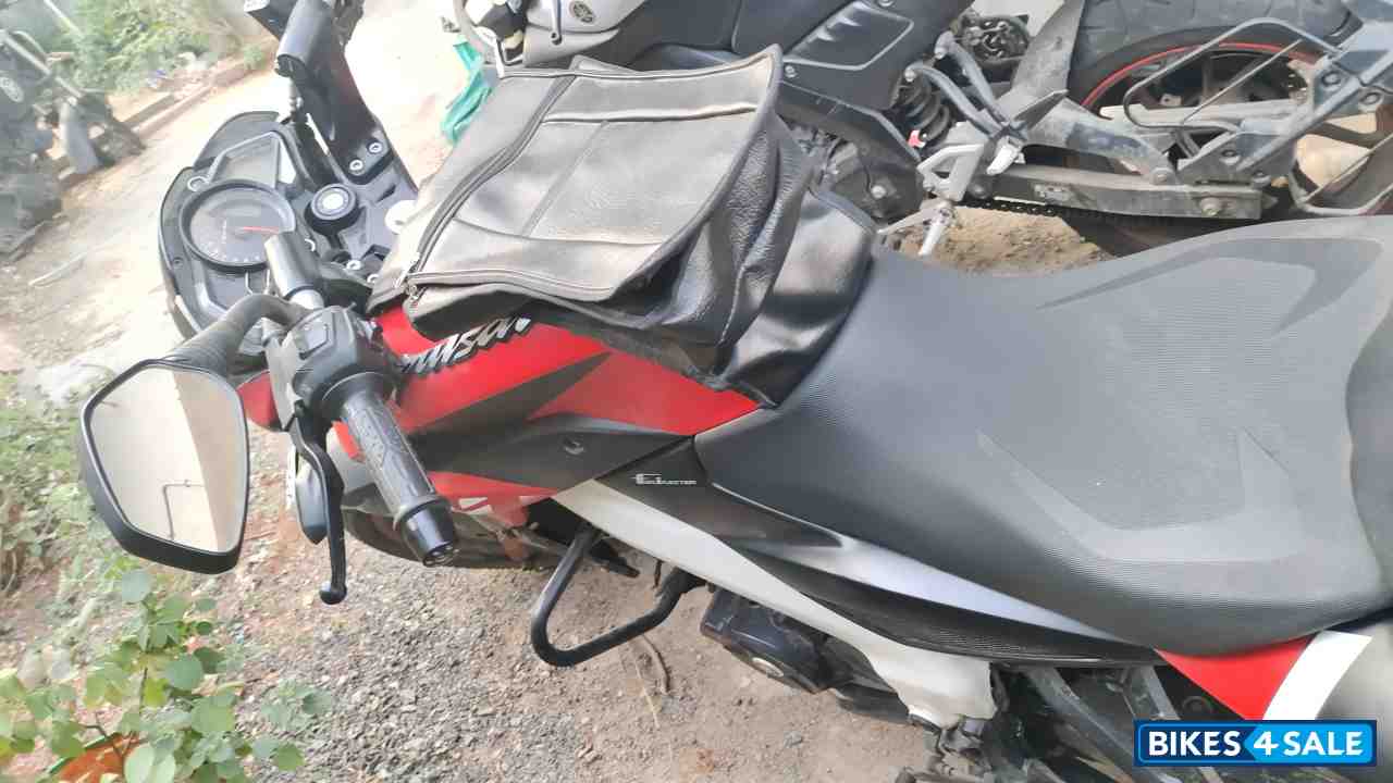 Bajaj Pulsar 200 NS