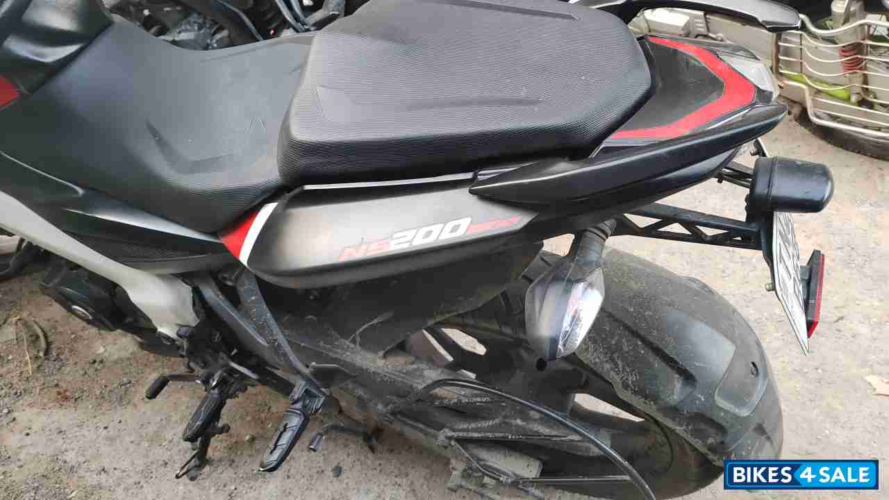 Bajaj Pulsar 200 NS