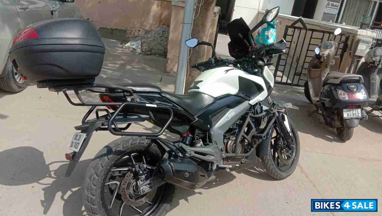 Bajaj Dominar 400 Disc Bajaj Dominar 400 Disc