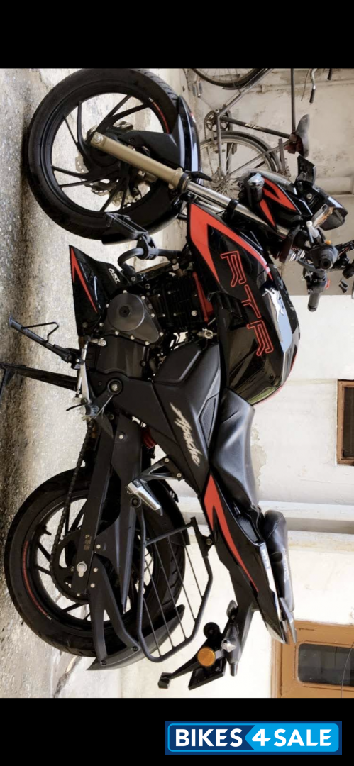 TVS Apache RTR 200 4V ABS