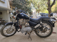 Black Royal Enfield Thunderbird 350
