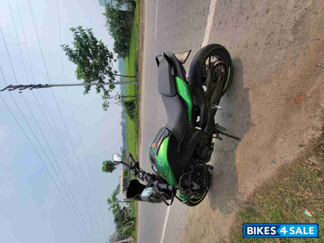 Bajaj Dominar 400 ABS BS6