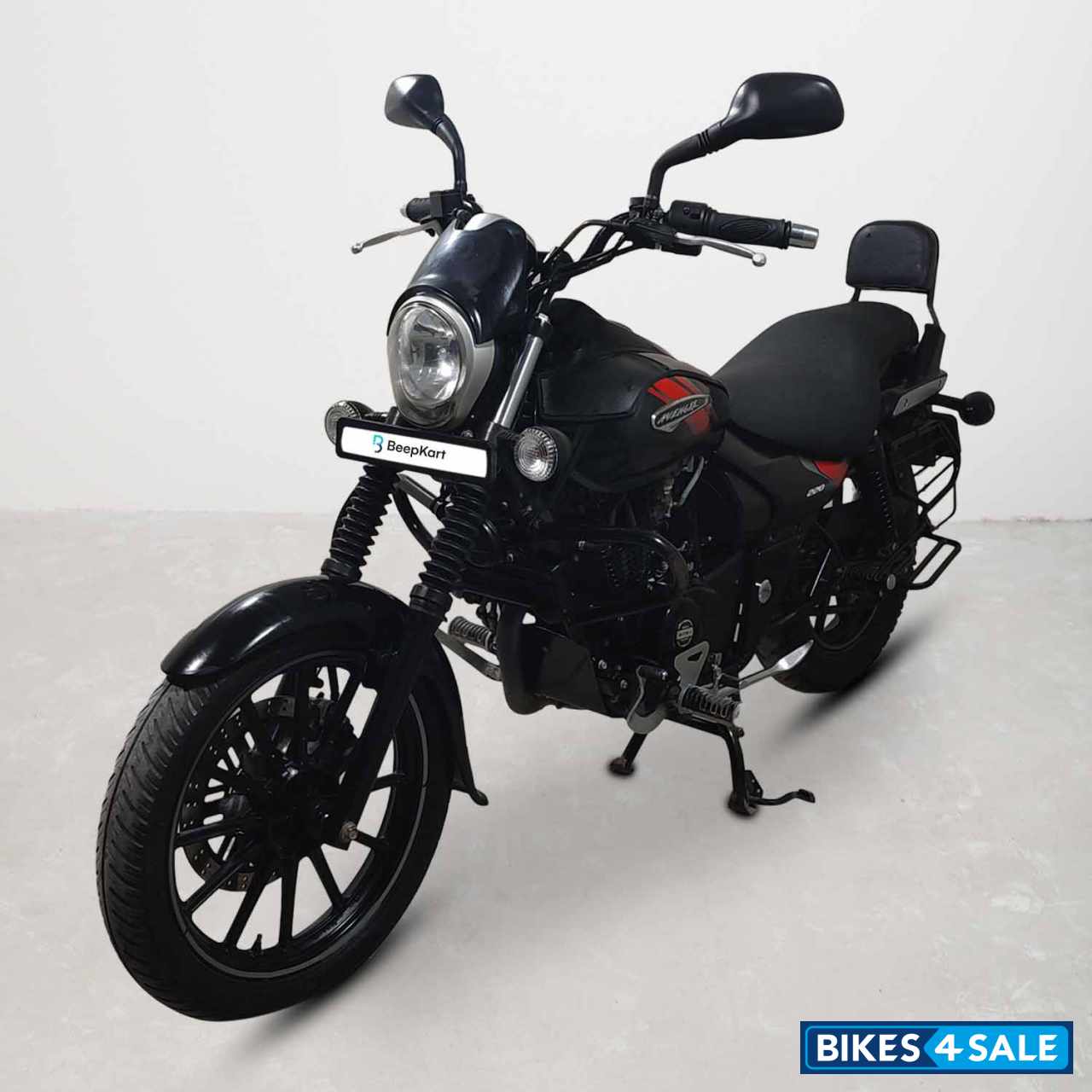 Bajaj Avenger Street 220