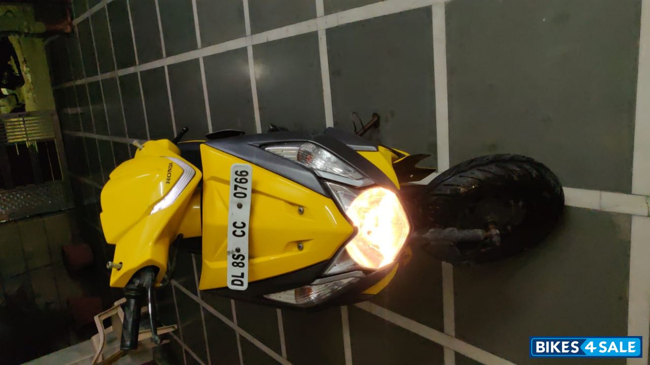 Matt Black With Shining Yellow Honda Dio
