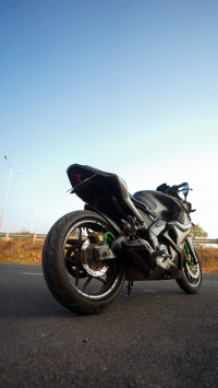 Space Grey Bajaj Pulsar RS 200 ABS