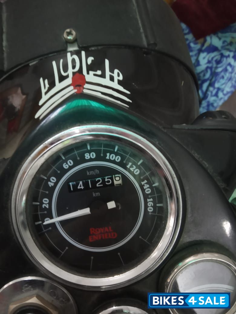 Jet Black Royal Enfield Bullet 350 ES BS6