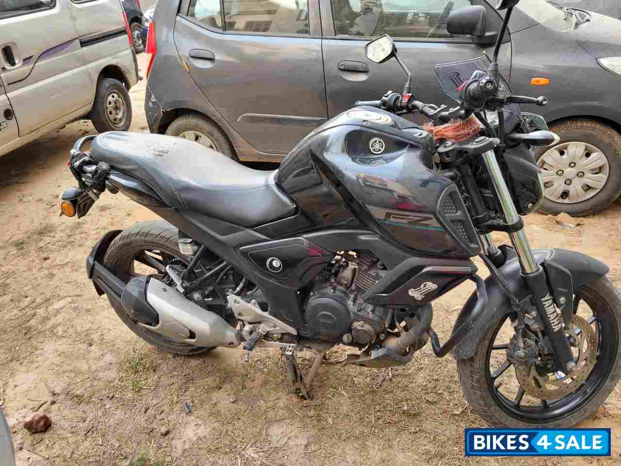 Black Yamaha FZ FI V3 BS6