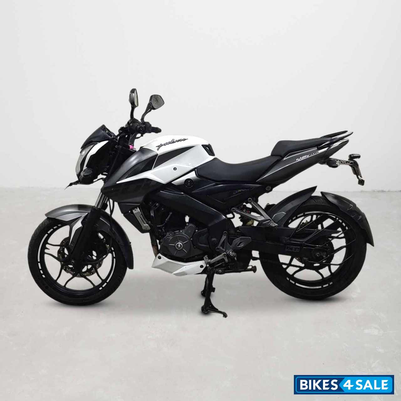 Bajaj Pulsar NS200 Bajaj Pulsar NS200