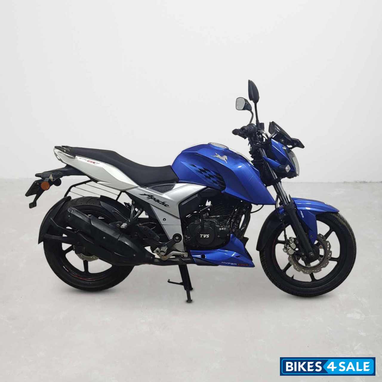 TVS Apache RTR 160 4V