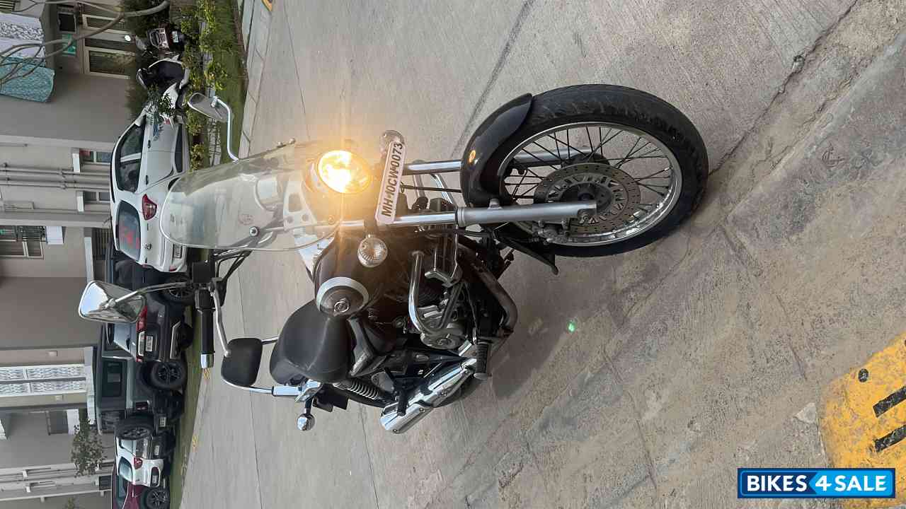 Bajaj Avenger Cruise 220