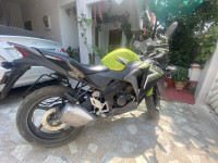 Green/black Honda CBR 150R