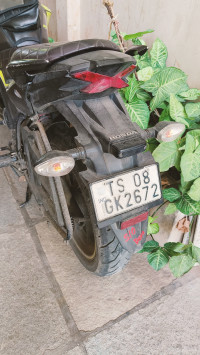 Honda CB Hornet 160R