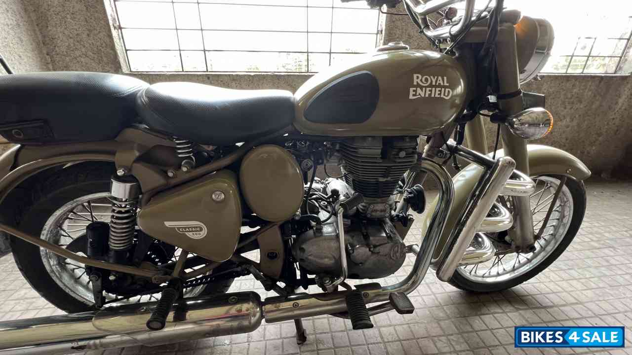 Royal Enfield Classic Desert Storm