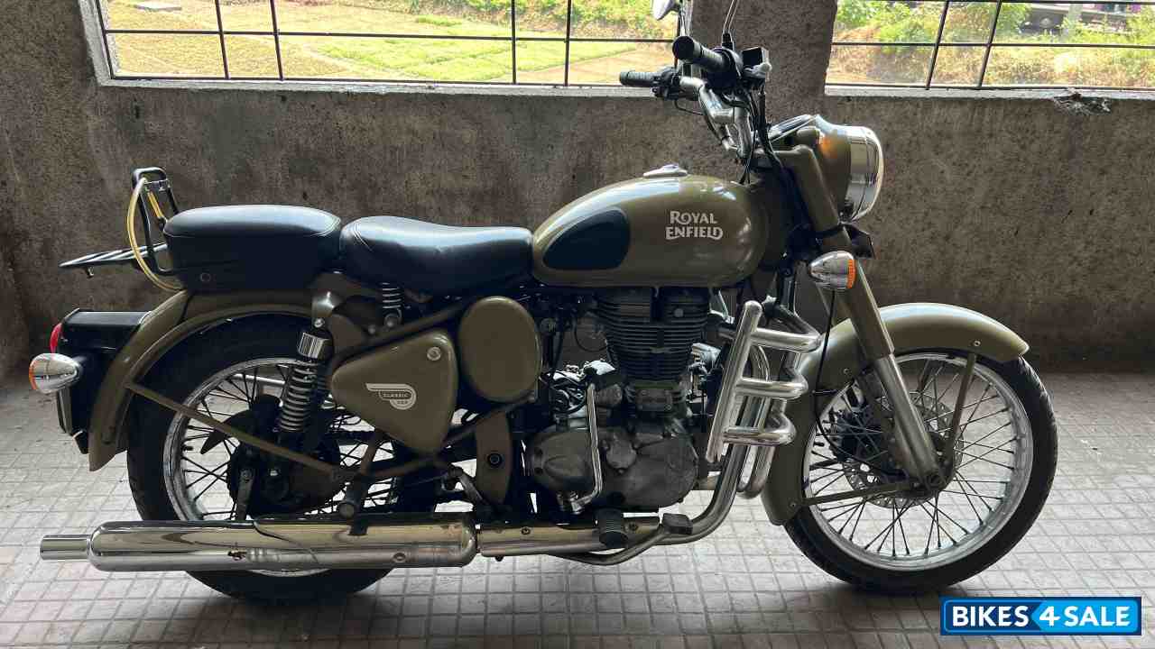 Royal Enfield Classic Desert Storm