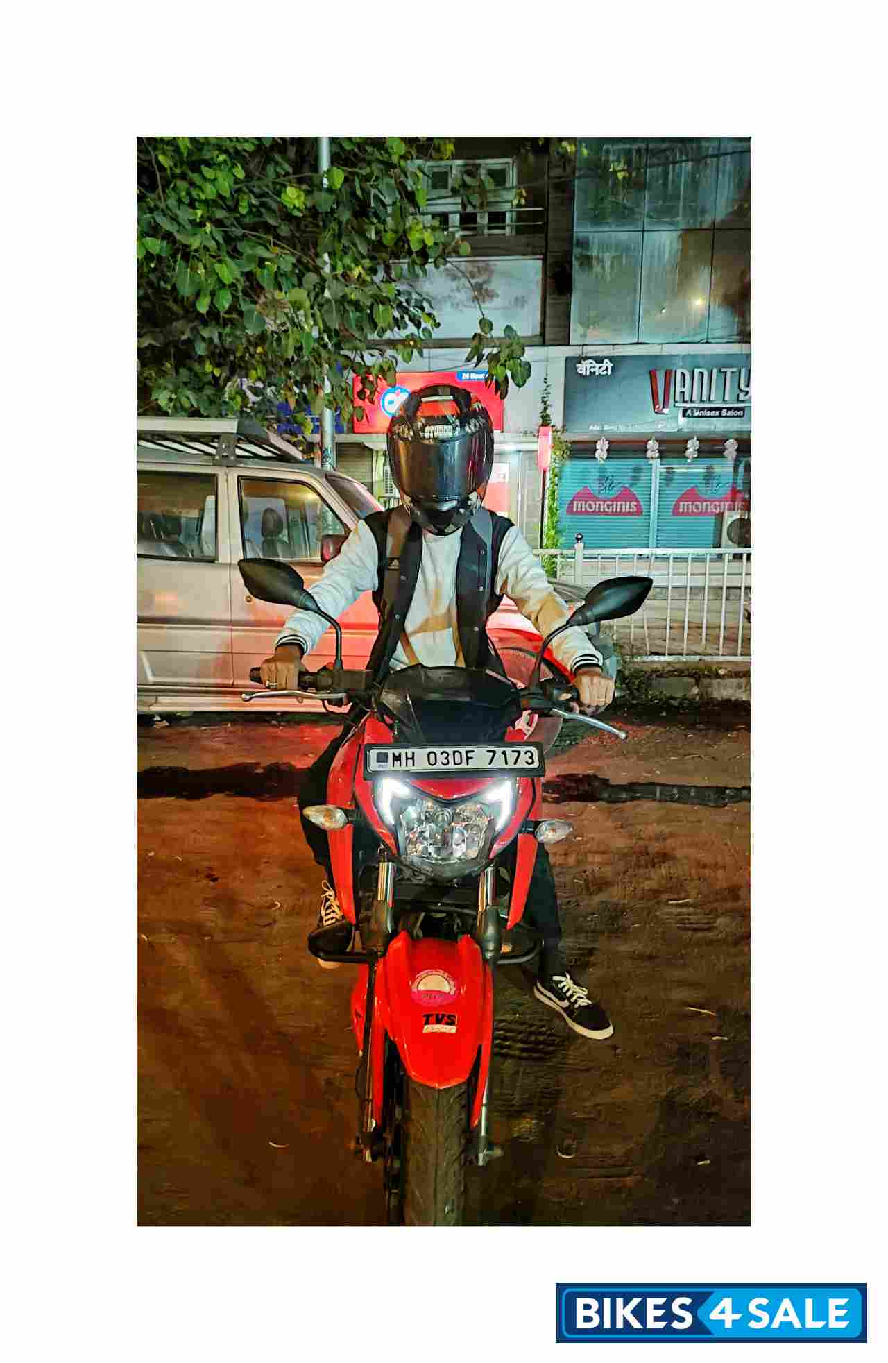 TVS Apache RTR 160 4V