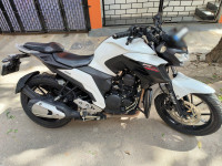 Yamaha FZ25