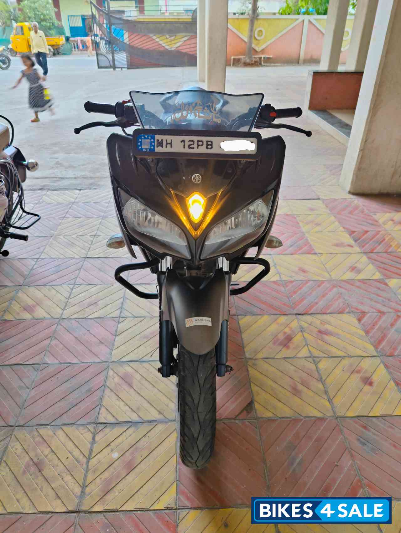 Black Green Yamaha Fazer FI V2