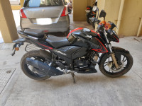 Black TVS Apache RTR 200 4V