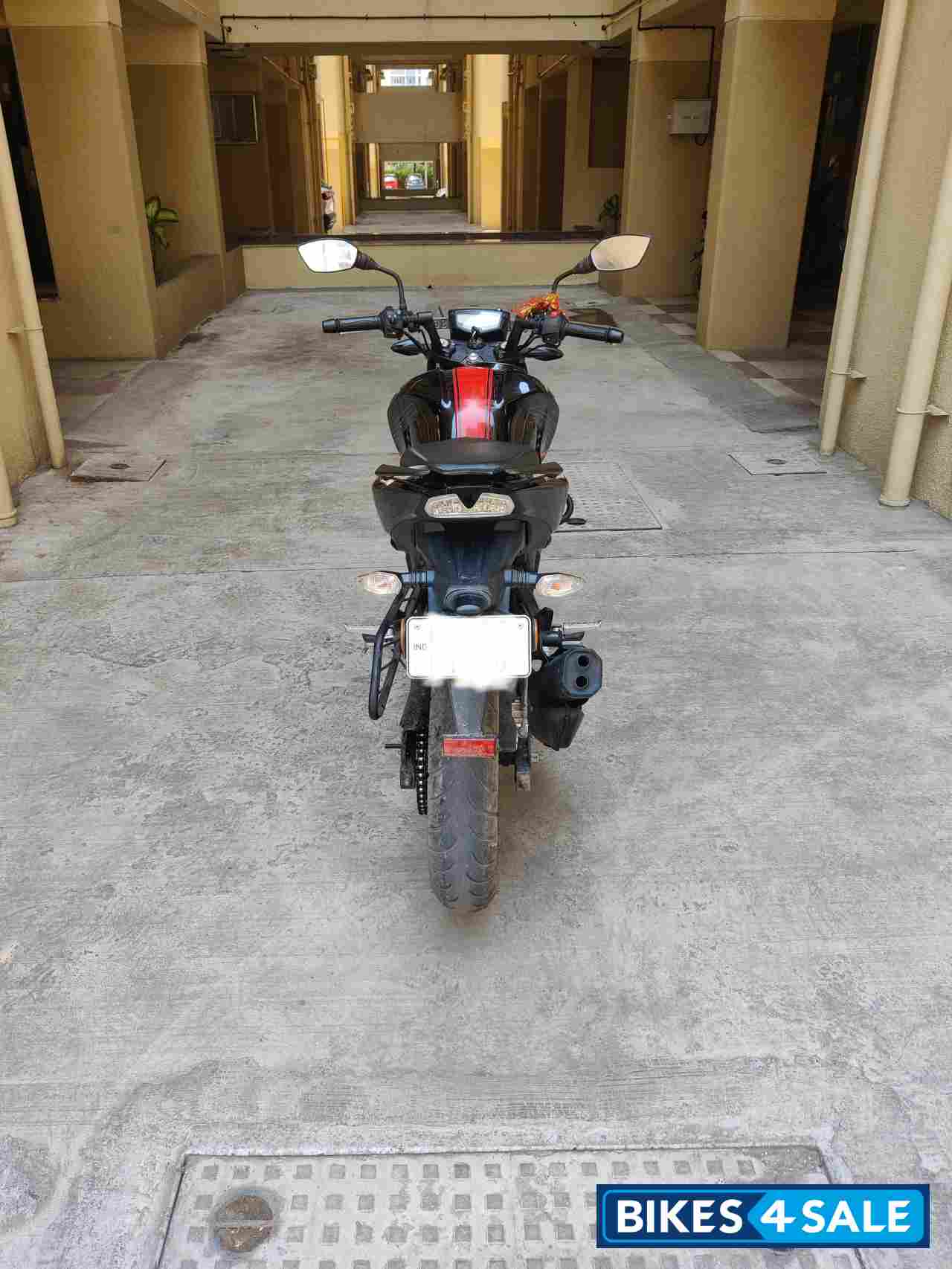 Black TVS Apache RTR 200 4V