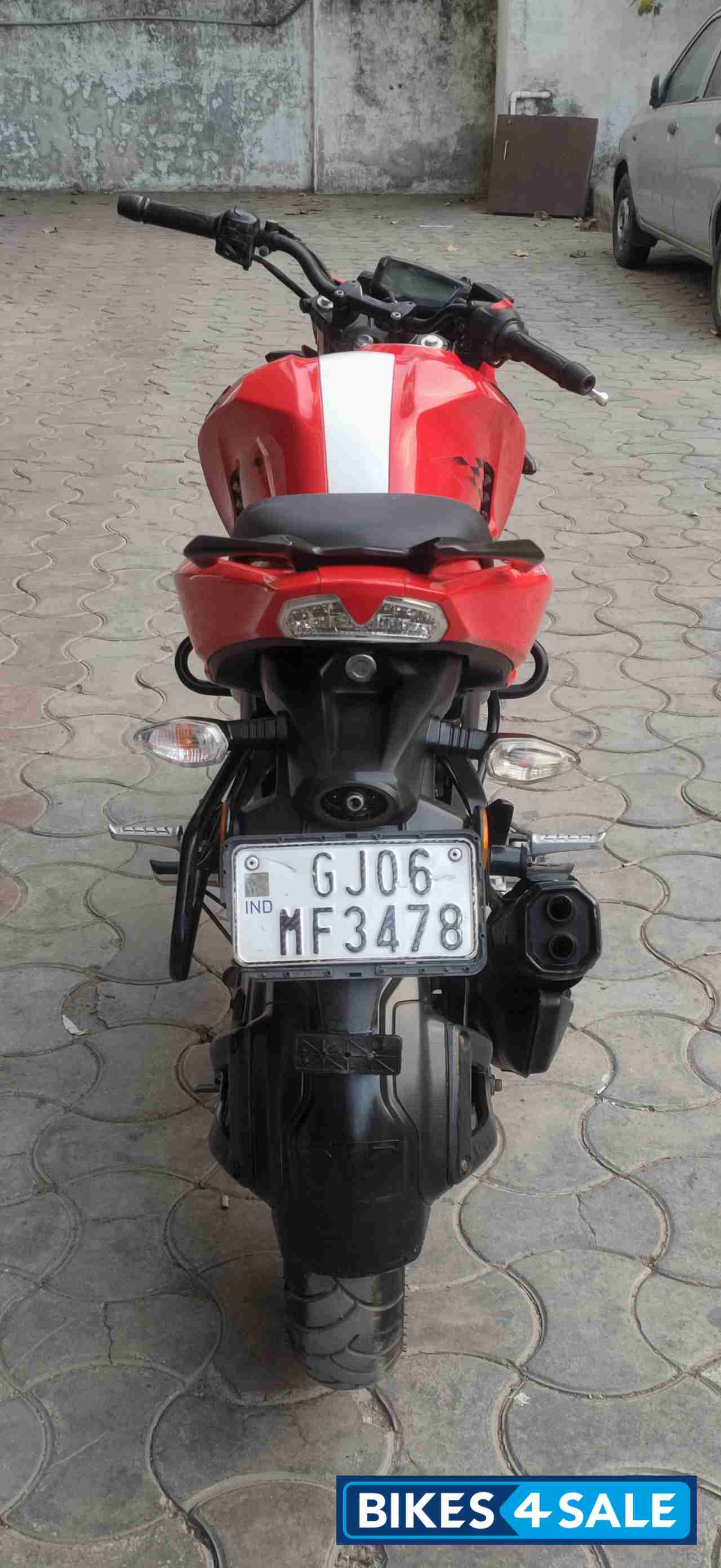 TVS Apache RTR 160 4V