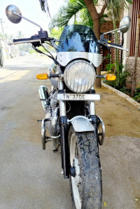 Chrome Royal Enfield Interceptor 650 Twin