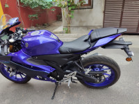 Yamaha R15 V4