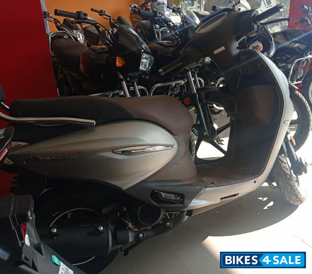 Hero Pleasure Plus XTec