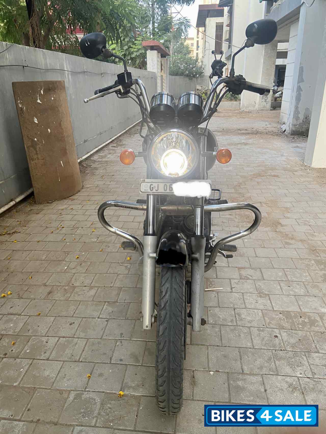 Royal Enfield Thunderbird 350