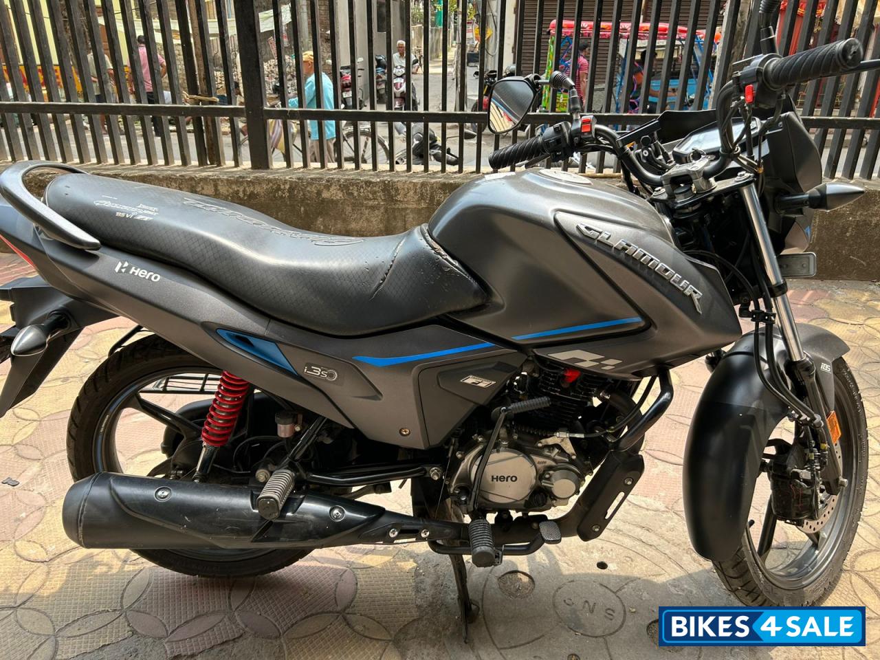 Grey Blue Stripes Hero Glamour Xtec