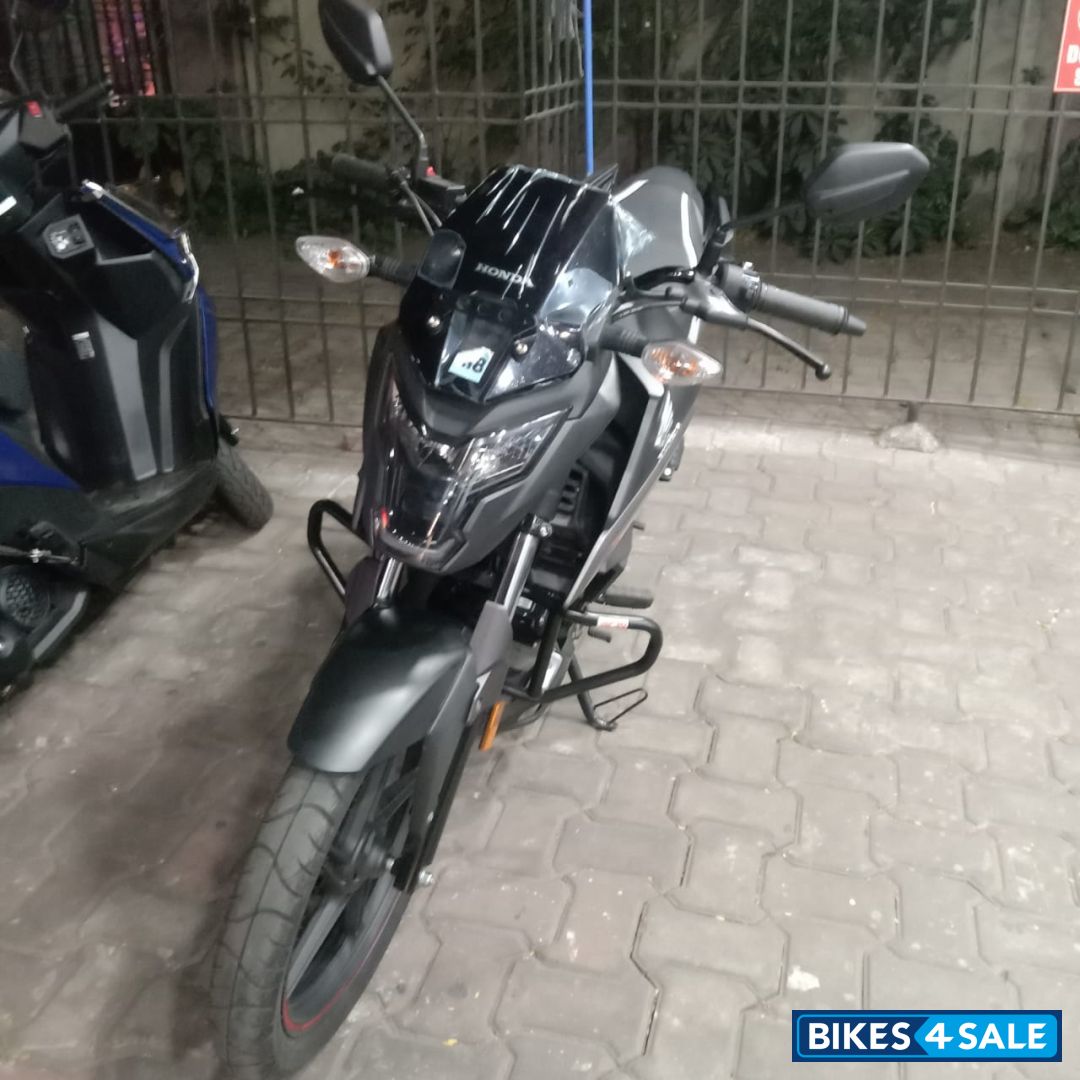 Black Honda XBlade BS6