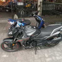 Black Honda XBlade BS6