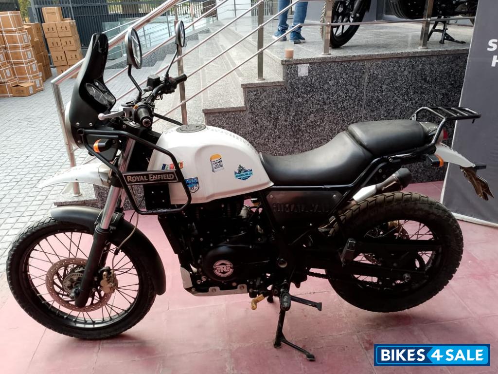 Snow White Royal Enfield Himalayan