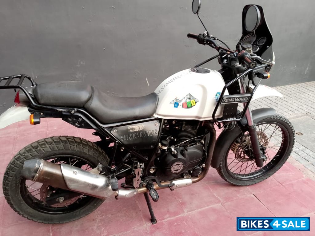 Snow White Royal Enfield Himalayan