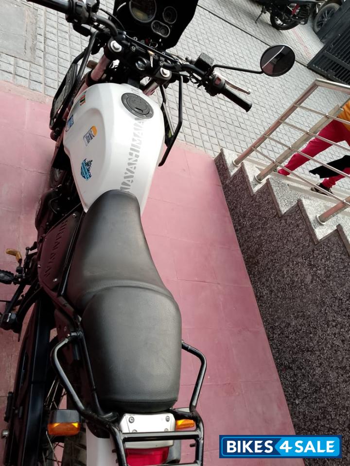 Snow White Royal Enfield Himalayan