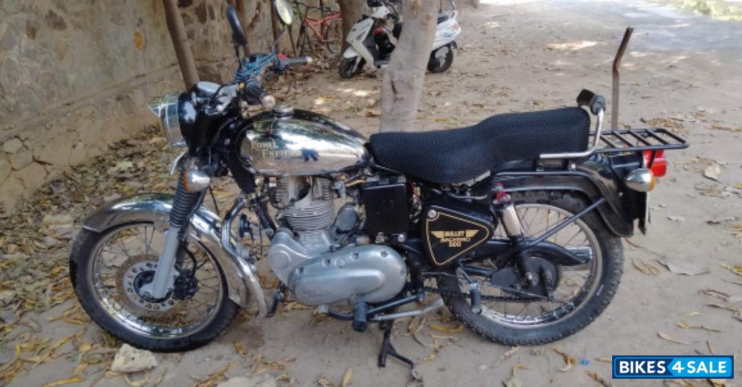 Black & Chrome Royal Enfield Bullet Machismo A500