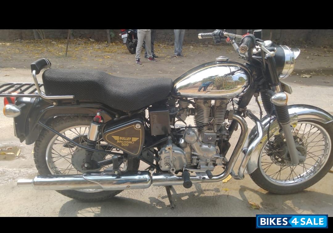 Black & Chrome Royal Enfield Bullet Machismo A500
