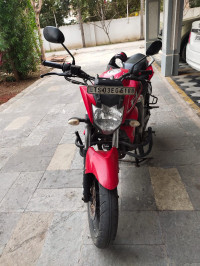 Red Yamaha FZ FI V2