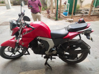 Red Yamaha FZ FI V2