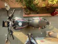 Limestone Metallic BMW G 310 R