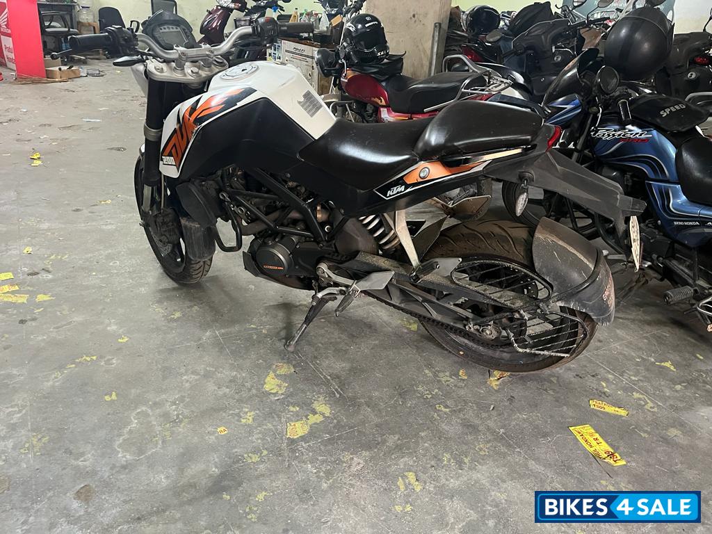 KTM Duke 200