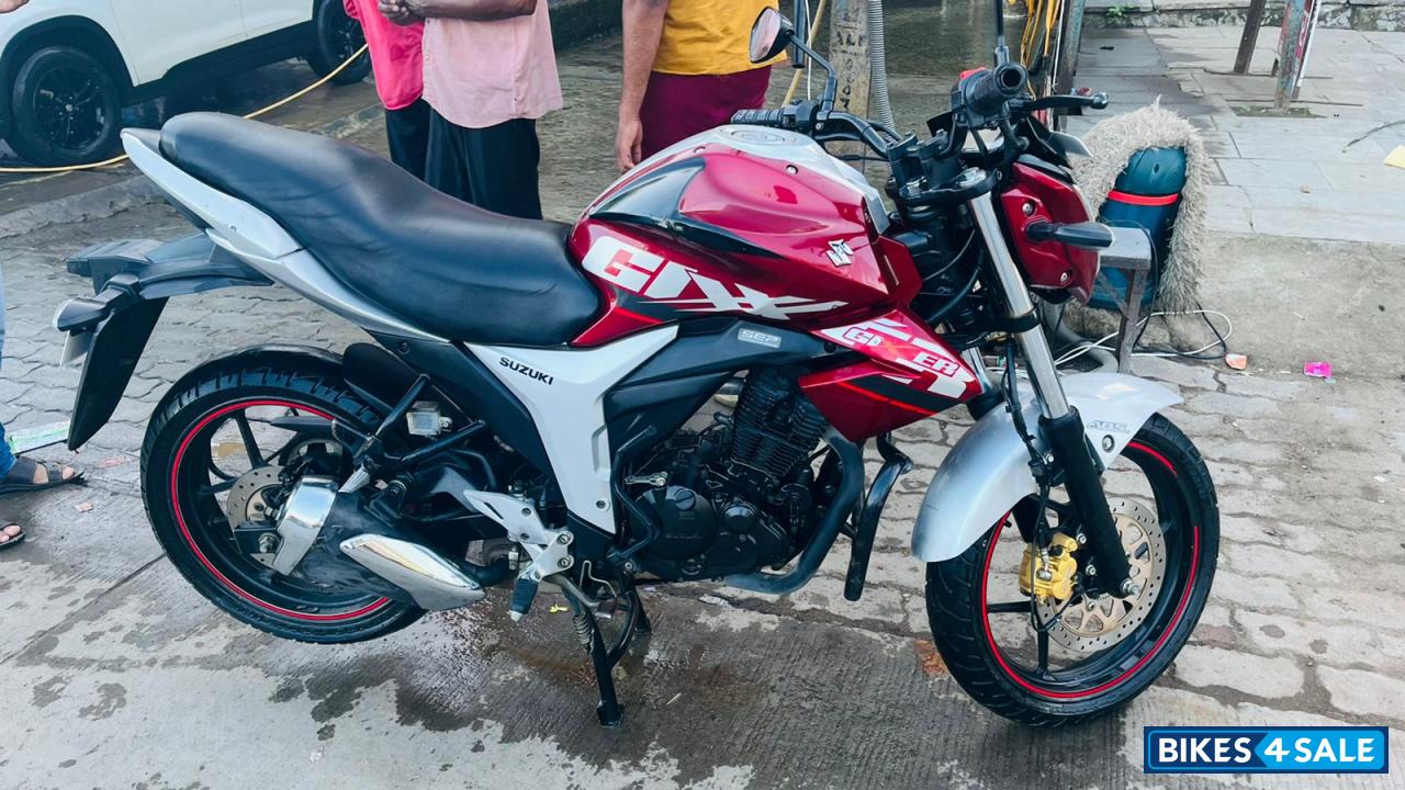 Suzuki Gixxer SF Suzuki Gixxer SF