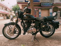 Black Royal Enfield Classic 350
