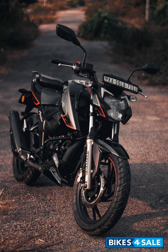 TVS Apache RTR 200 4V ABS