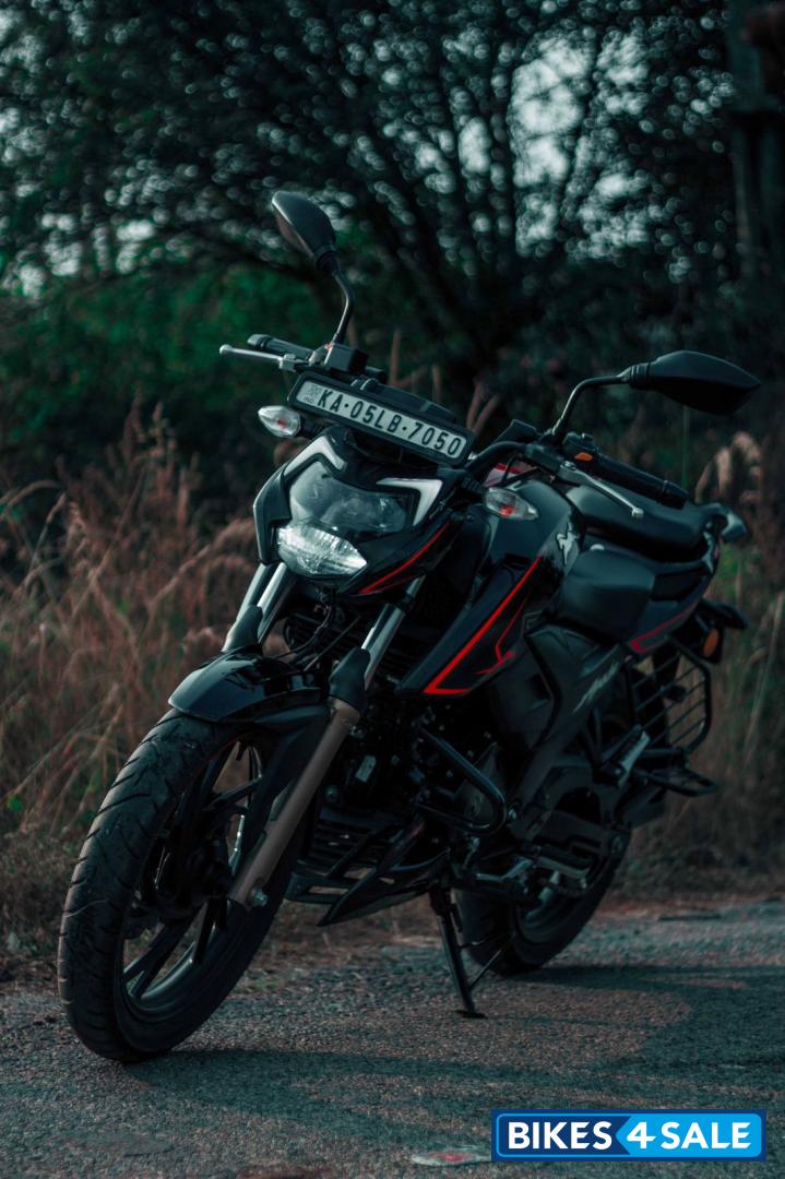 TVS Apache RTR 200 4V ABS