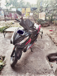 Black /red Honda Grazia 125 Sports Edition