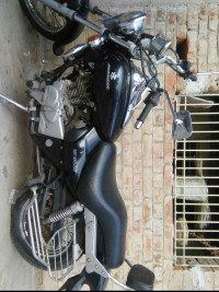 Bajaj Avenger 220 DTS-i